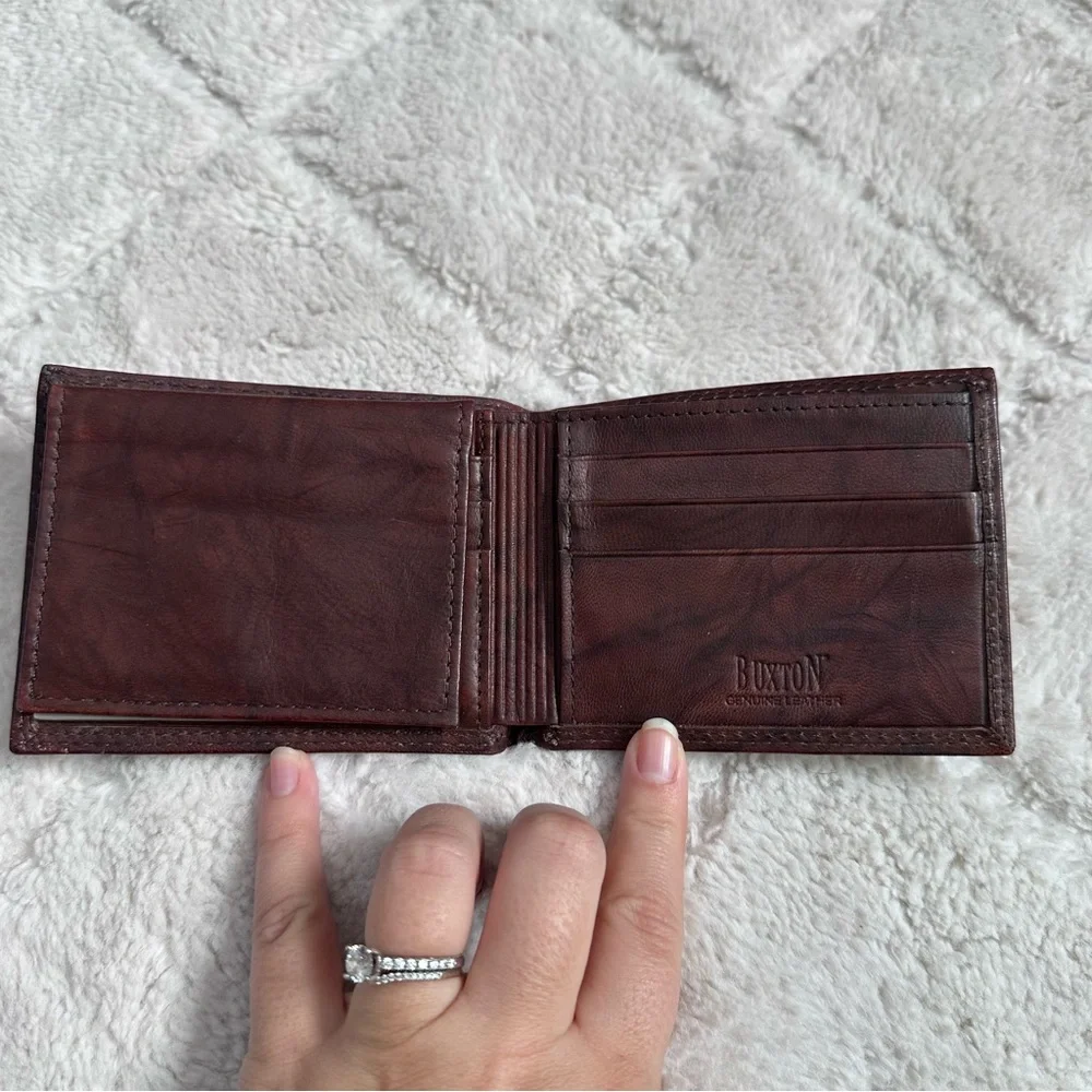 Buxton | Brown Genuine Leather Wallet